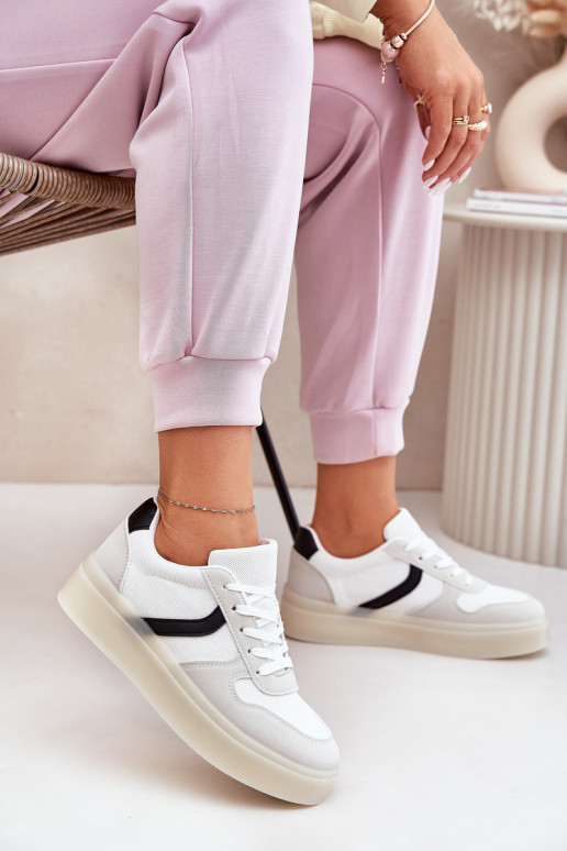 Niedrig Sneakers Stilvollllschuhe Feminin mit einer Plattform Zueiße Farbe Telmira Niedrig Sneakers Stilvollllschuhe Feminin mit einer Plattform Zueiße Farbe Telmira