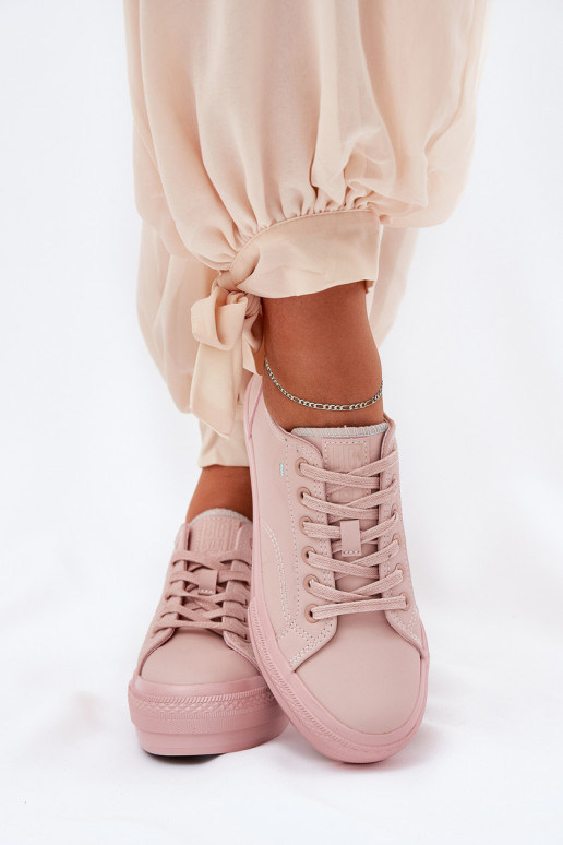 Freizeitschuhe mit einer Plattform aus Öko-Leder Big Star RR274A294 pinke Farbe Freizeitschuhe mit einer Plattform aus Öko-Leder Big Star RR274A294 pinke Farbe