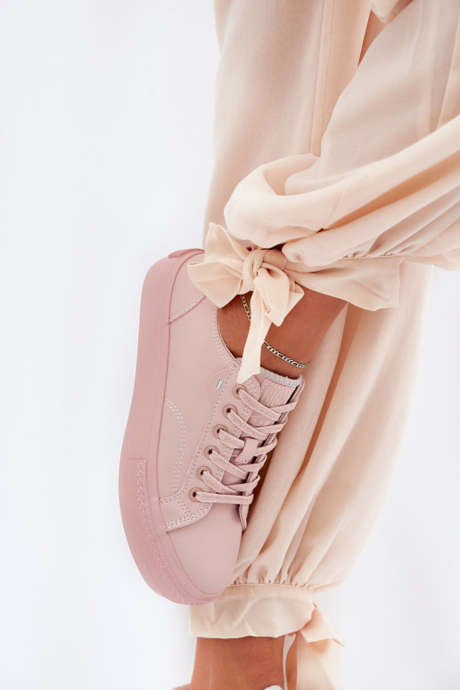 Freizeitschuhe mit einer Plattform aus Öko-Leder Big Star RR274A294 pinke Farbe Freizeitschuhe mit einer Plattform aus Öko-Leder Big Star RR274A294 pinke Farbe