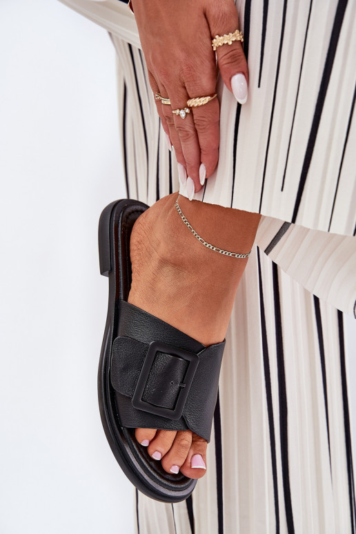 Lederhausschuhe Feminin mit Schnallen D&A SJ2302-01 schZuarze Farbe Lederhausschuhe Feminin mit Schnallen D&A SJ2302-01 schZuarze Farbe