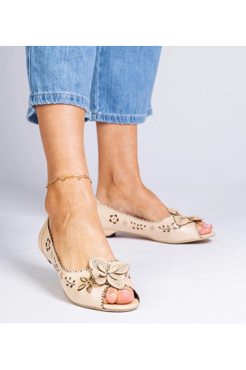 Beige durchbrochene...