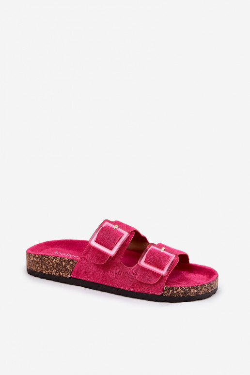 Damenhausschuhe mit Schnallen Auf einer Korksohle pinke Farbe mit Herzenle Damenhausschuhe mit Schnallen Auf einer Korksohle pinke Farbe mit Herzenle
