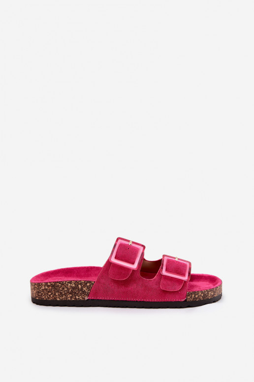 Damenhausschuhe mit Schnallen Auf einer Korksohle pinke Farbe mit Herzenle Damenhausschuhe mit Schnallen Auf einer Korksohle pinke Farbe mit Herzenle