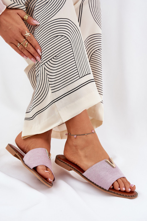 Damenhausschuhe mit breiten Absätzen Mit Dekorationeni Detalami Violette Farbe Saliena