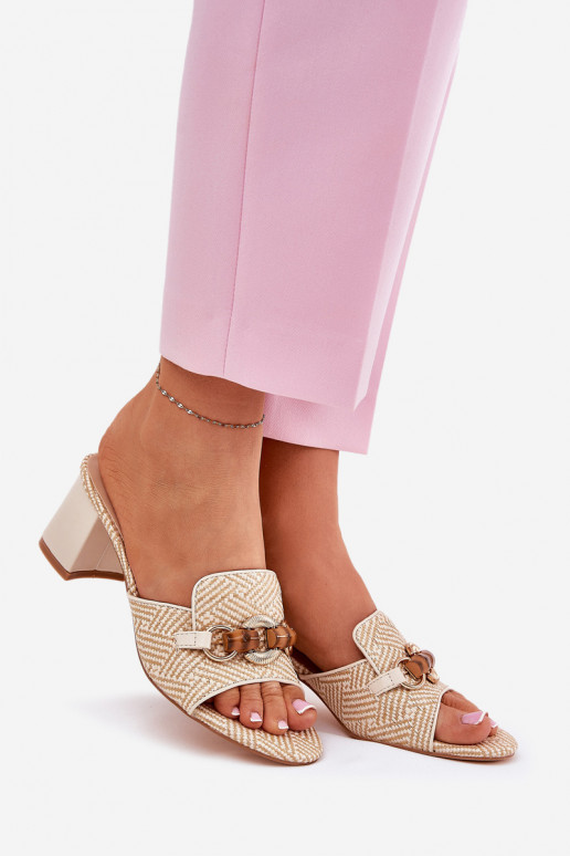 Damenhausschuhe mit Absätzen mit Ornamenten Beige Ovittole Damenhausschuhe mit Absätzen mit Ornamenten Beige Ovittole