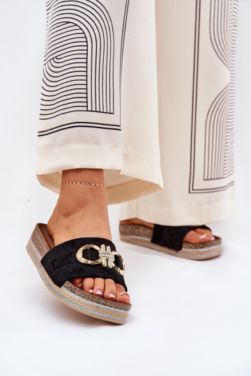 Damenhausschuhe mit einer Plattform mit Glanz I Złotą Ozdobą schZuarze Farbe Rilirea