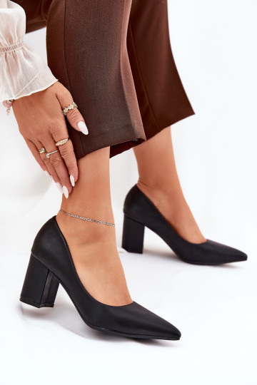 Hochhackige Schuhe Ze Szpiczastym Noskiem schZuarze Farbe Deonira