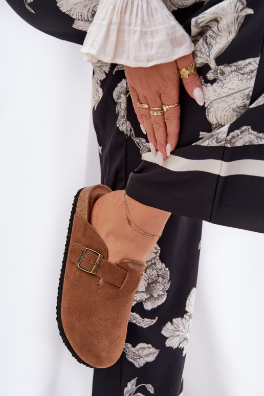 INildlederpantoffeln Verstopfungen Feminin mit Schnallen Big Star RR274A387 braune Farbe