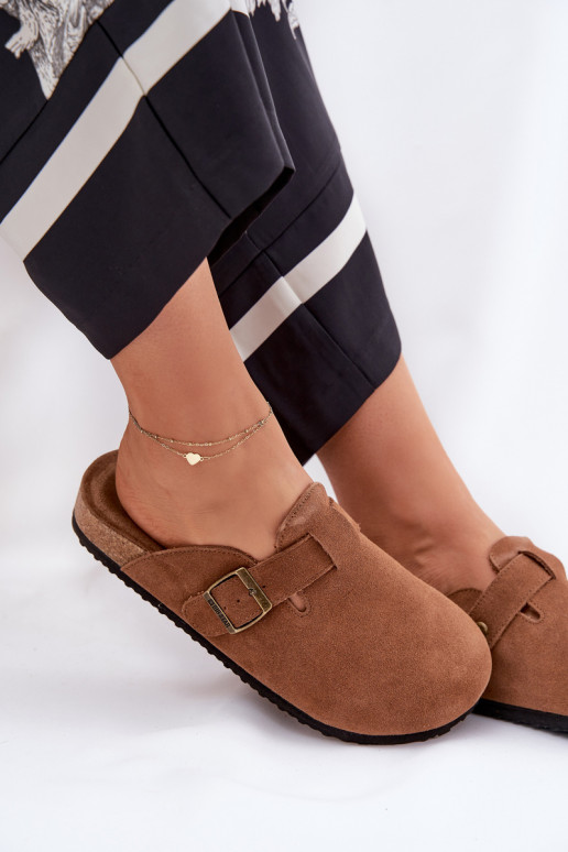 INildlederpantoffeln Verstopfungen Feminin mit Schnallen Big Star RR274A387 braune Farbe