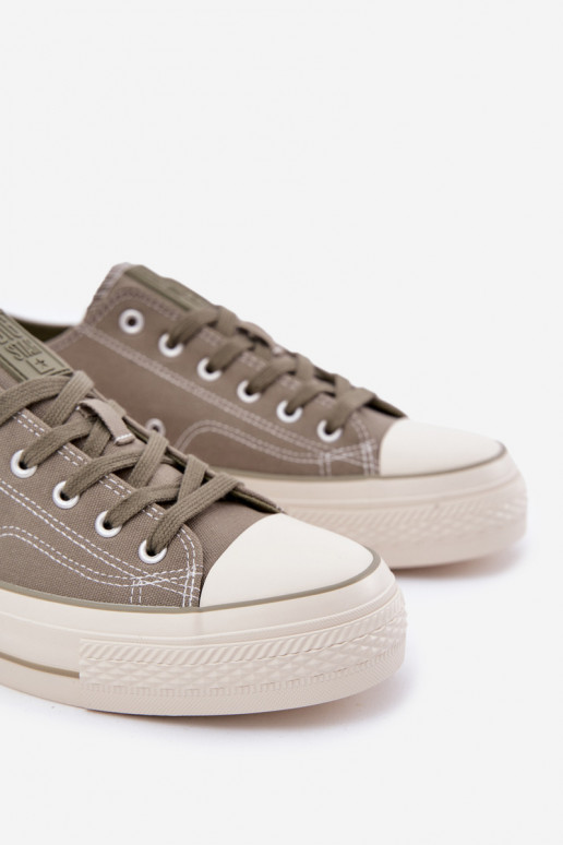 Freizeitschuhe für Herren mit einer Plattform Big Star RR174325 grüne Farbe