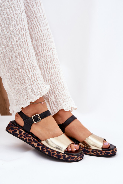 Sandalen Haut Feminin mit einer Plattform und Schriften S.Barski JC51-347 goldene Farbe Sandalen Haut Feminin mit einer Plattform und Schriften S.Barski JC51-347 goldene Farbe