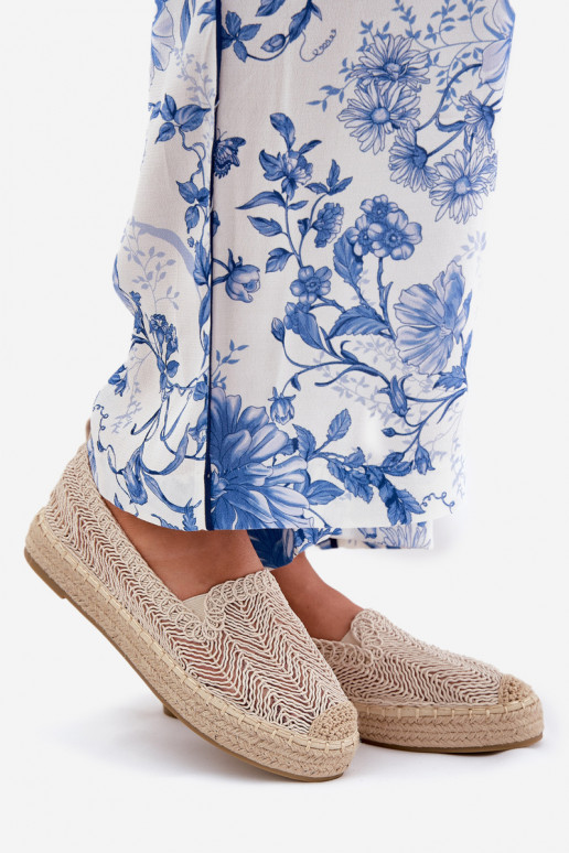 Espadrilles mit einer Plattform Vinceza 17392 Beige
