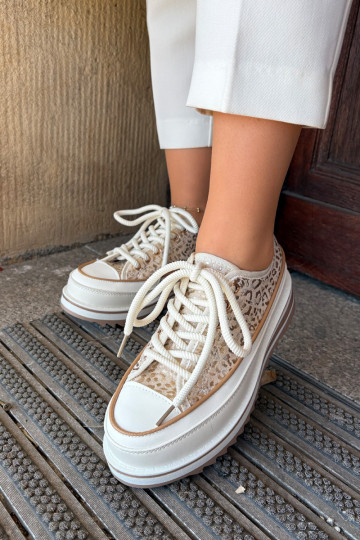 Freizeitschuhe mit Plateau S.Barski BF51-101 in Sandfarbe 2