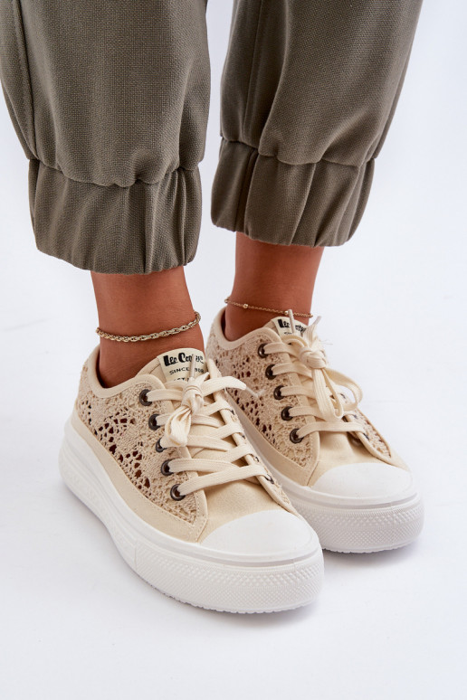 mit Spitzenmotiven Freizeitschuhe Lee Cooper LCIN-23-44-1620 Beige