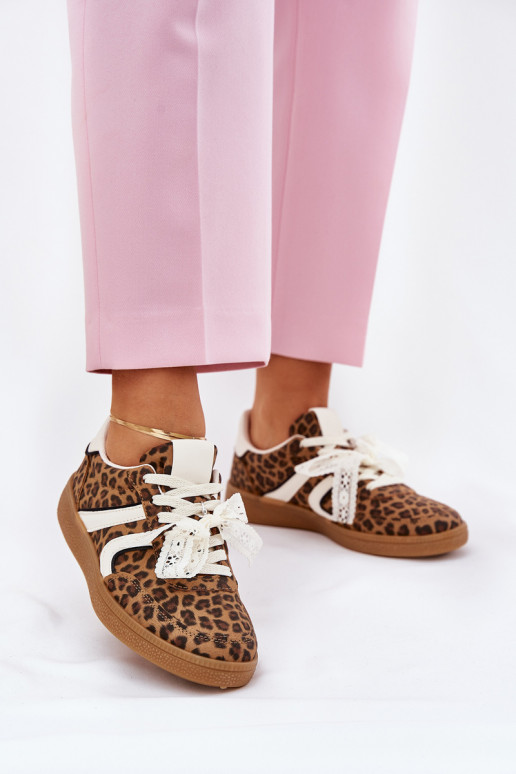 Niedrige Sneaker-Modelle für Damen mit Schnürsenkeln und Leopardenfell-Muster in brauner Zielle Niedrige Sneaker-Modelle für Damen mit Schnürsenkeln und Leopardenfell-Muster in brauner Zielle
