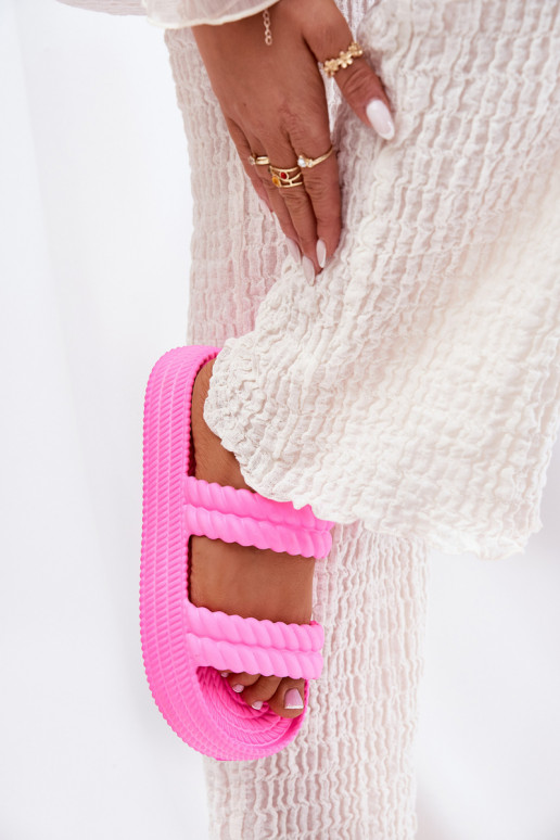 Leichte Hausschuhe  Damenhausschuhe mit einer Plattform S.Barski ZK51-001 pinke Farbe