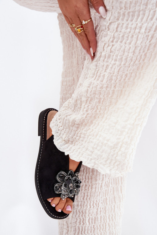 Damensandalen mit breiten Absätzen mit Ornamenten S.Barski KV27-001 schZuarze Farbe