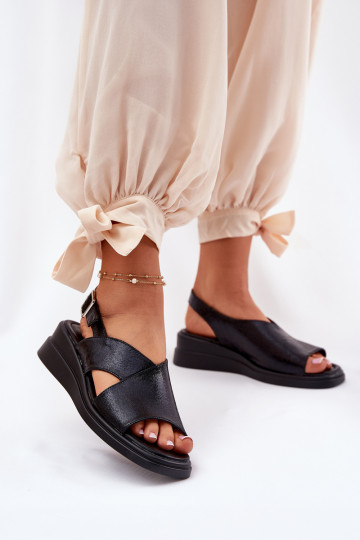 Damen Sandalen mit Absatz aus Eko-Leder in Gold 2