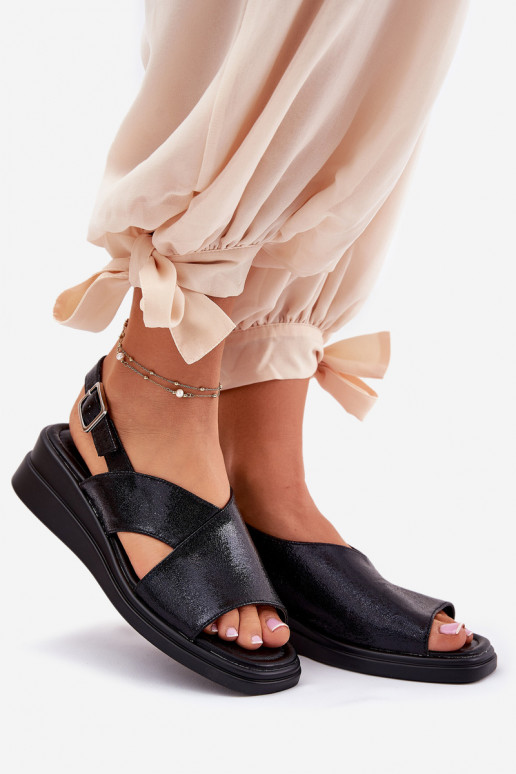 Lackierte Sandalen für Damen Auf einem Keil aus Öko-Leder schZuarze Farbe Quilara