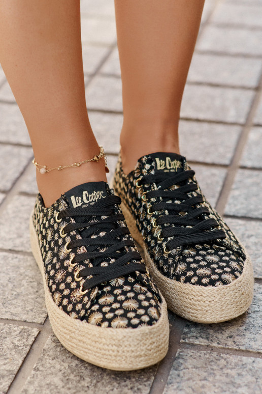 Gemustert Freizeitschuhe mit einer Plattform Mit Zopf Lee Cooper LCIN-25-08-3647L schZuarze Farbe