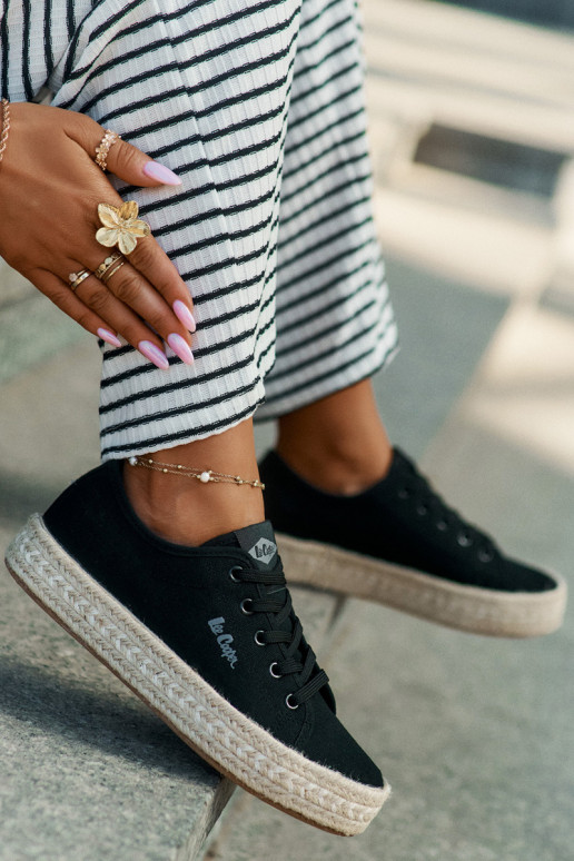 Freizeitschuhe Mit Zopf Lee Cooper LCIN-25-44-3216 schZuarze Farbe