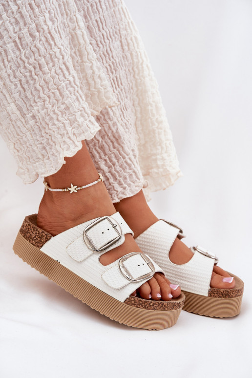 Damenhausschuhe Platformie mit Schnallen Lee Cooper LCIN-25-35-3496L Zueiße Farbe