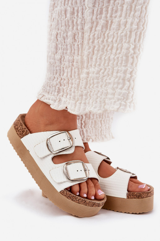 Damenhausschuhe Platformie mit Schnallen Lee Cooper LCIN-25-35-3496L Zueiße Farbe