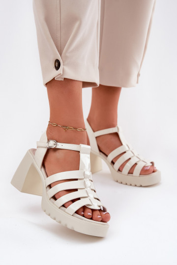 mit Lackeffekt Haut Damen-Sandalen mit hohen Absätzen Vinceza 66621 elfenbeinfarbe 2