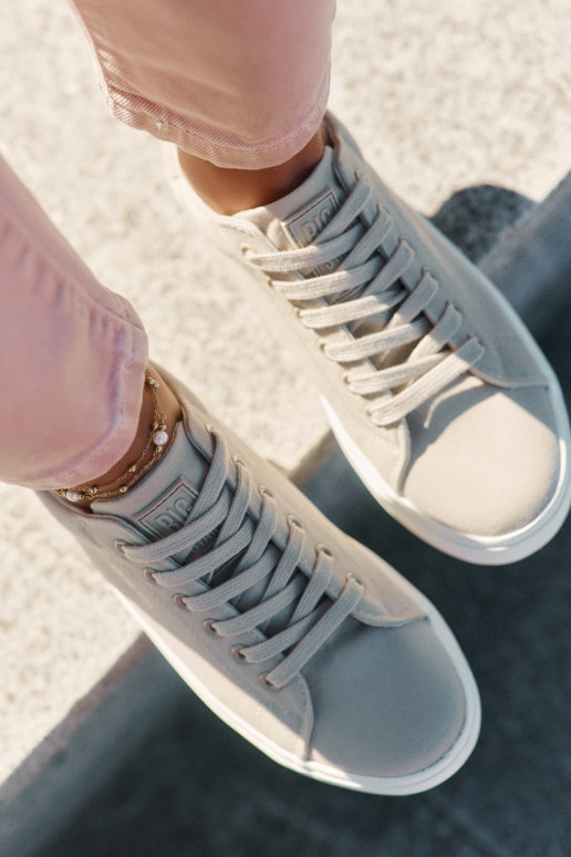 Freizeitschuhe mit einer Plattform Big Star RR274465 Beige  Freizeitschuhe mit einer Plattform Big Star RR274465 Beige