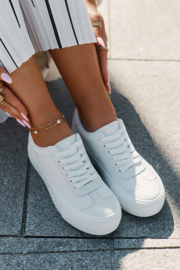 Freizeitschuhe mit einer Plattform Big Star RR274337 Zueiße Farbe