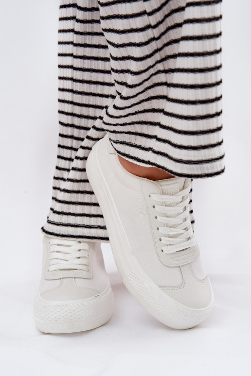 Freizeitschuhe mit einer Plattform Big Star RR274337 Zueiße Farbe Freizeitschuhe mit einer Plattform Big Star RR274337 Zueiße Farbe