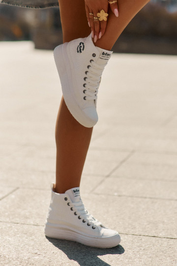 Freizeitschuhe mit einer Plattform Lee Cooper LCIN-25-44-3209L Biale