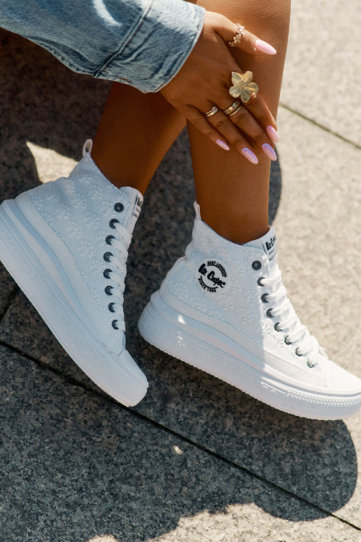 Freizeitschuhe mit einer Plattform Lee Cooper LCIN-25-44-3209L Biale Freizeitschuhe mit einer Plattform Lee Cooper LCIN-25-44-3209L Biale