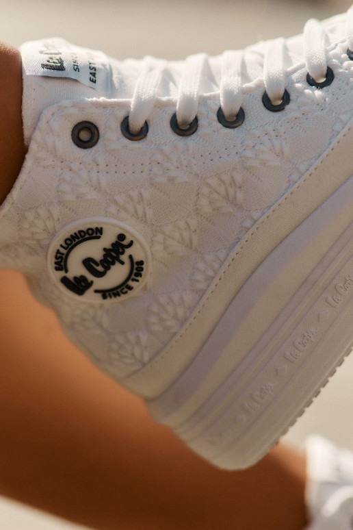 Freizeitschuhe mit einer Plattform Lee Cooper LCIN-25-44-3209L Biale Freizeitschuhe mit einer Plattform Lee Cooper LCIN-25-44-3209L Biale