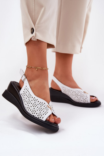 Weiße Damen Lederpumps mit Absatz und Lochmuster, Vinceza 79529 2