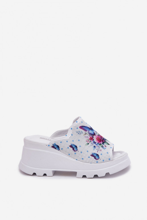 Lederhausschuhe Feminin Auf einem Keil Artiker 56C0428 Zueiße Farbe