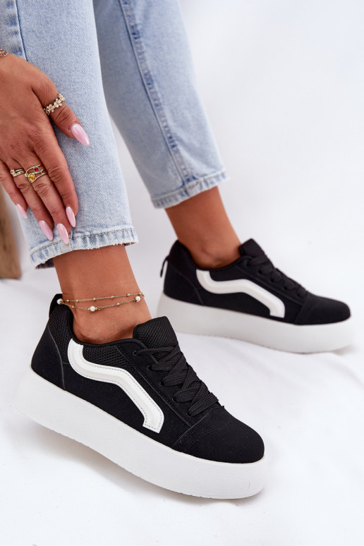 Sneakers Stilvollllschuhe Feminin mit einer Plattform schZuarze Farbe Tellnira