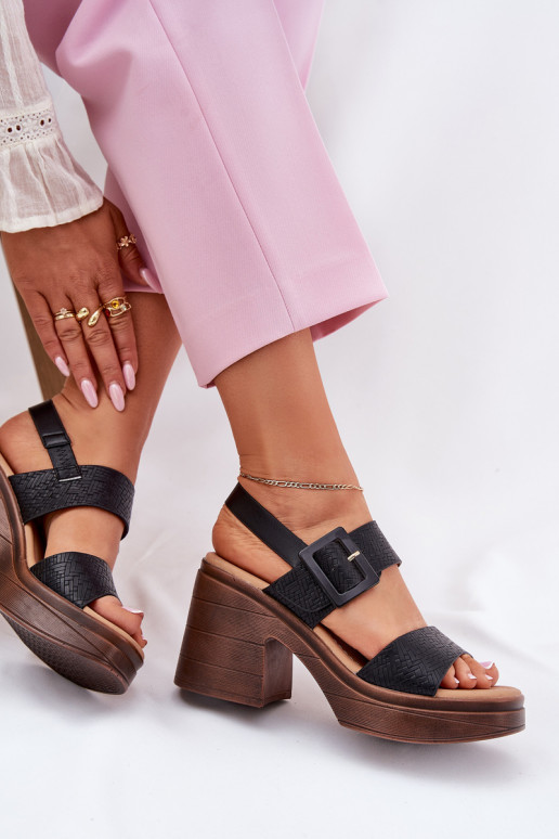 Damensandalen Auf massiven Absätzen und Plattform Vinceza 17387 schZuarze Farbe