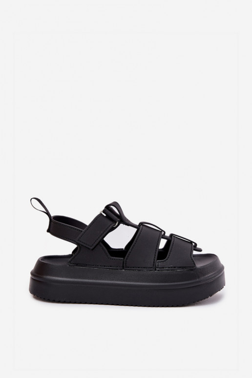 Damensandalen mit einer Plattform schZuarze Farbe Nitavelia Damensandalen mit einer Plattform schZuarze Farbe Nitavelia