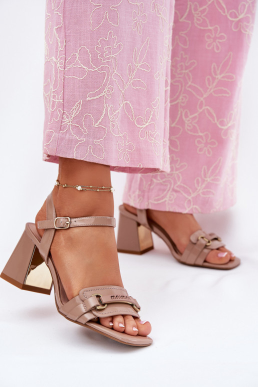 Haut Lackierte Sandalen für Damen mit Absätzen Beige Mevonelle Haut Lackierte Sandalen für Damen mit Absätzen Beige Mevonelle