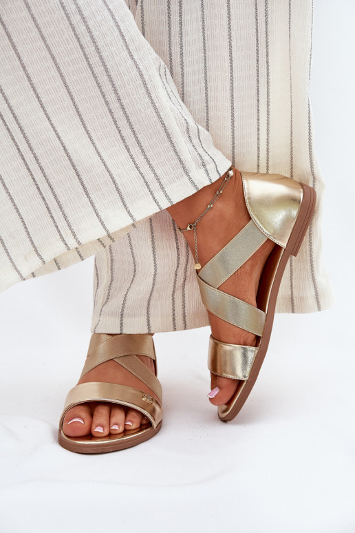 Flache Sandalen für Damen Z Elastycznymi Paskami goldene Farbe Es mussrinea Flache Sandalen für Damen Z Elastycznymi Paskami goldene Farbe Es mussrinea