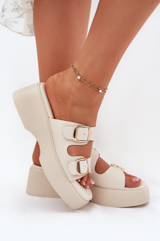 Damenhausschuhe Auf einem Keil und Plattform mit Schnallen elfenbeinfarbe Nitarelia