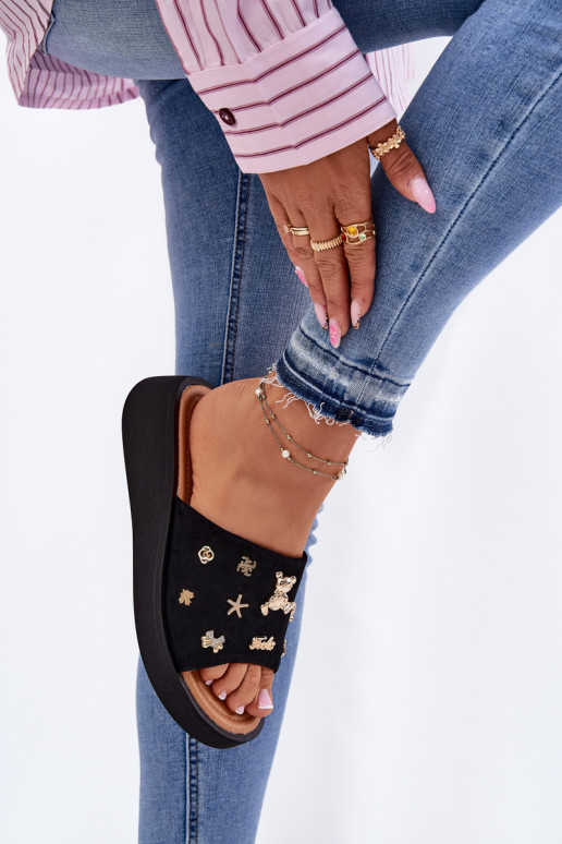 INildleder-Hausschuhe für Damen Z Przypinkami Vinceza 66741 schZuarze Farbe