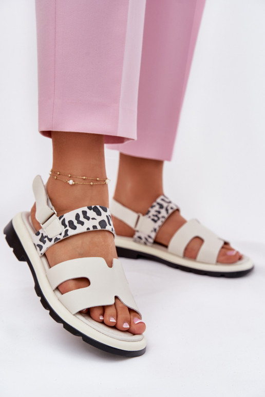 Damensandalen Feminin mit breiten Absätzen mit Leopardenfellmuster Vinceza 66780 Beige Damensandalen Feminin mit breiten Absätzen mit Leopardenfellmuster Vinceza 66780 Beige