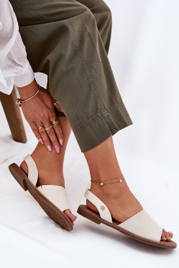 Sandfarbene Damen-Schuhe mit breiten Absätzen aus Kunstleder, „Dereka"