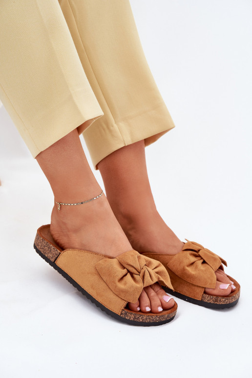 Damenhausschuhe Auf einer Korksohle Kokardką braune Farbe Seressa Damenhausschuhe Auf einer Korksohle Kokardką braune Farbe Seressa