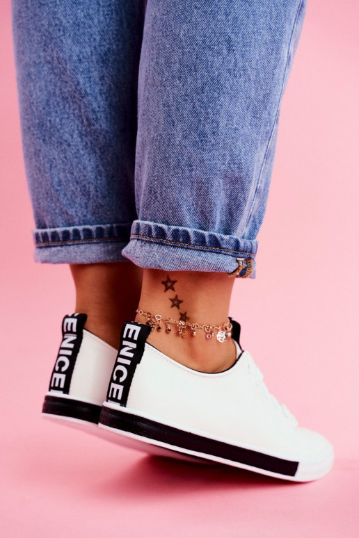 Klassische Sneaker-Stilvolllle schZuarze Farbe Ville Klassische Sneaker-Stilvolllle schZuarze Farbe Ville