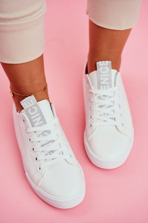 Klassische Sneaker-Stilvolllle graue Farbe Ville