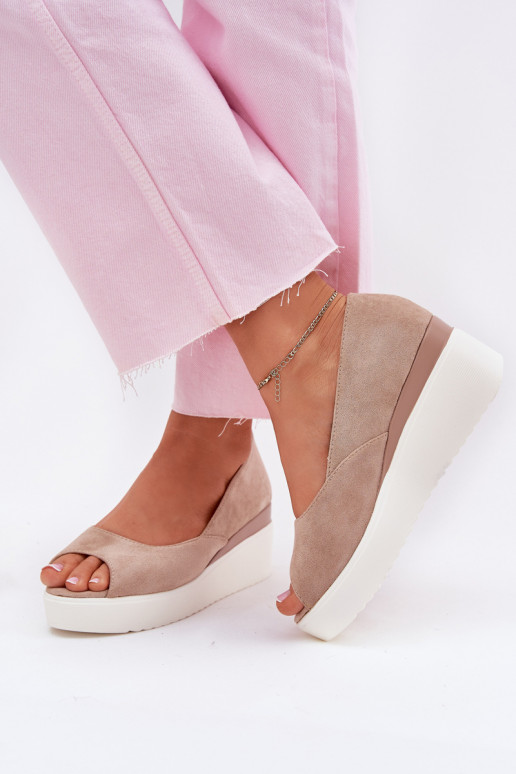 Damensandalen Auf einem Keil Z aus Öko-INildlederu Beige Velira Damensandalen Auf einem Keil Z aus Öko-INildlederu Beige Velira
