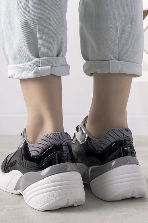 Schwarze Sneakers mit hoher Sohle Rude